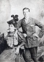 Winston Churchill con su madre, Lady Randolph Churchill